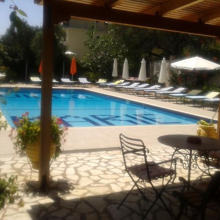 סיבוטה Hotel Villa Marie מראה חיצוני תמונה